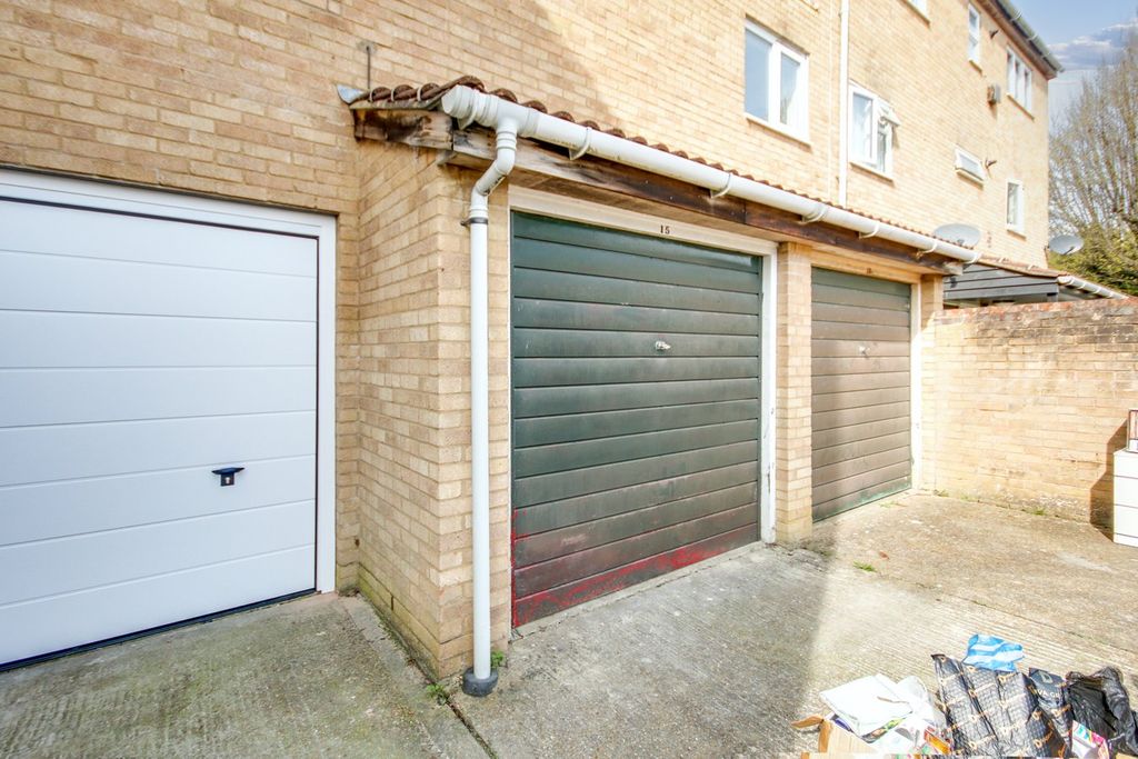Additional image 10 of 1 bed maisonette for saleCromwell Place, East Grinstead RH19
