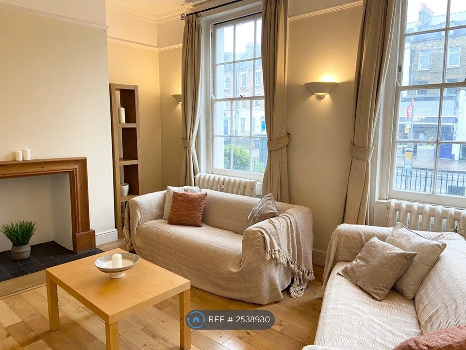 Property photo 2 of 12 Open Plan Lounge View 2