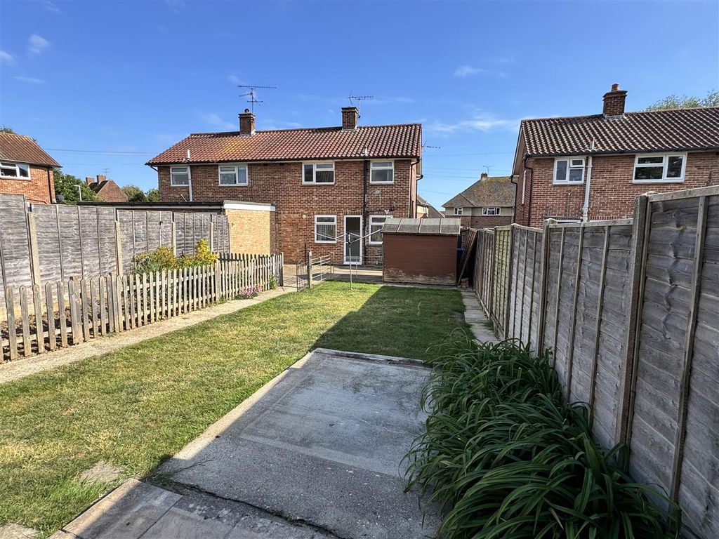 Property photo 2 of 11 For Rent By Aspire Residential | Bramble Lane