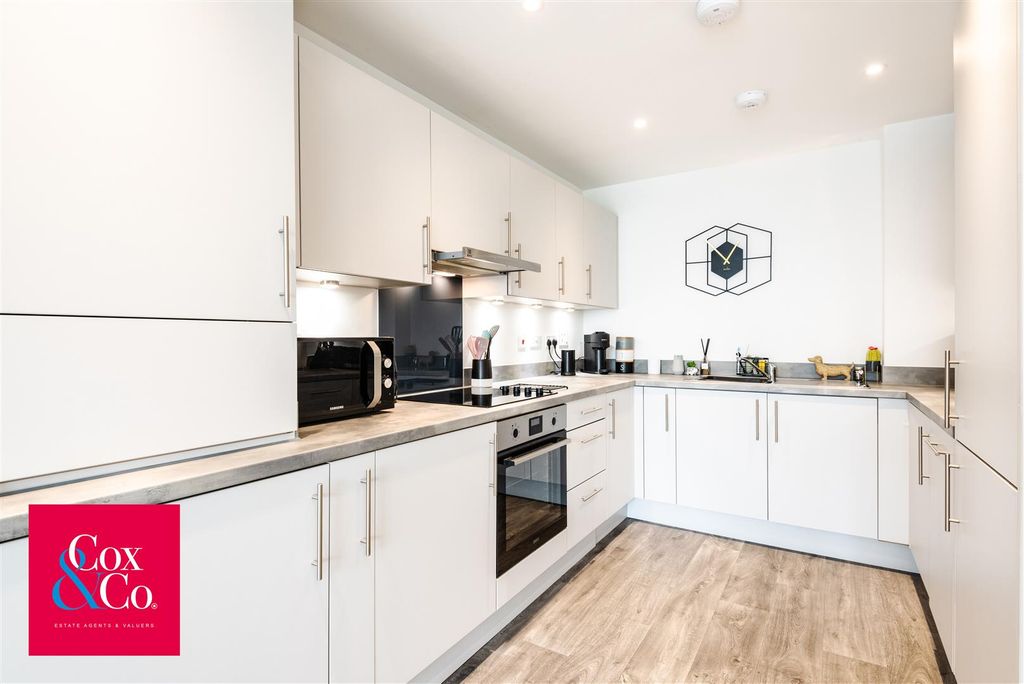 Property photo 2 of 16 81M_1452.Jpg