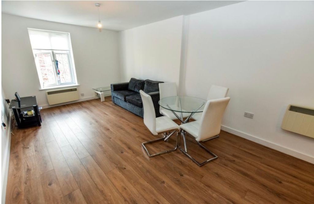 Property photo 3 of 7