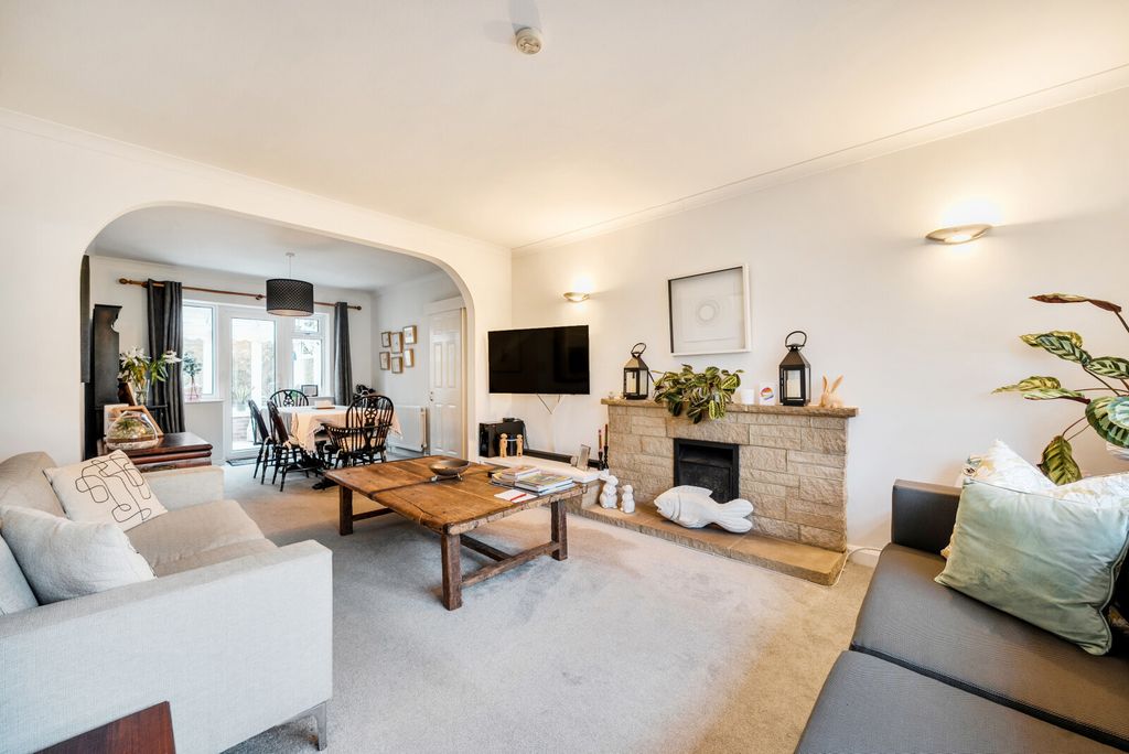 Property photo 2 of 21 Picture 2