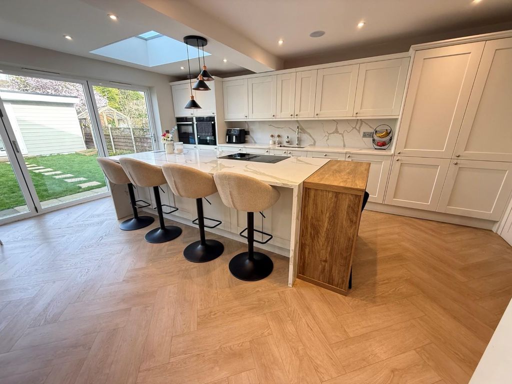 Property photo 2 of 21 20.Jpg