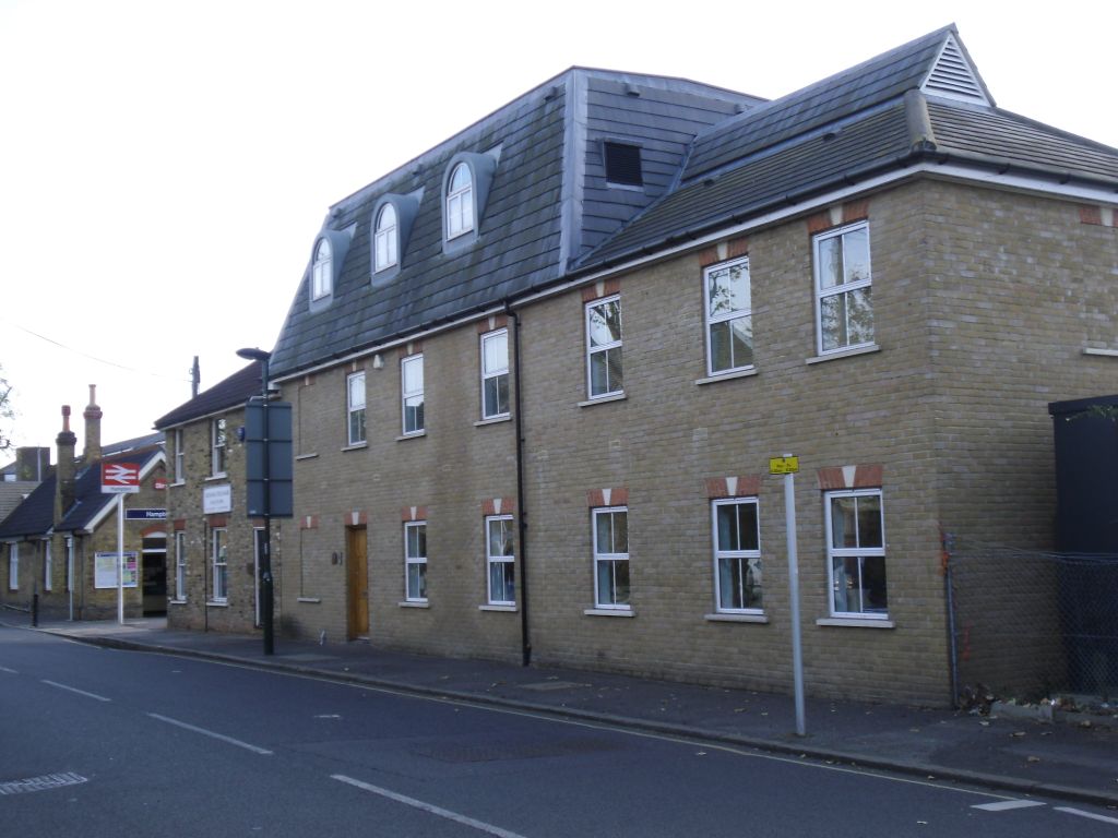 Property photo 1 of 2