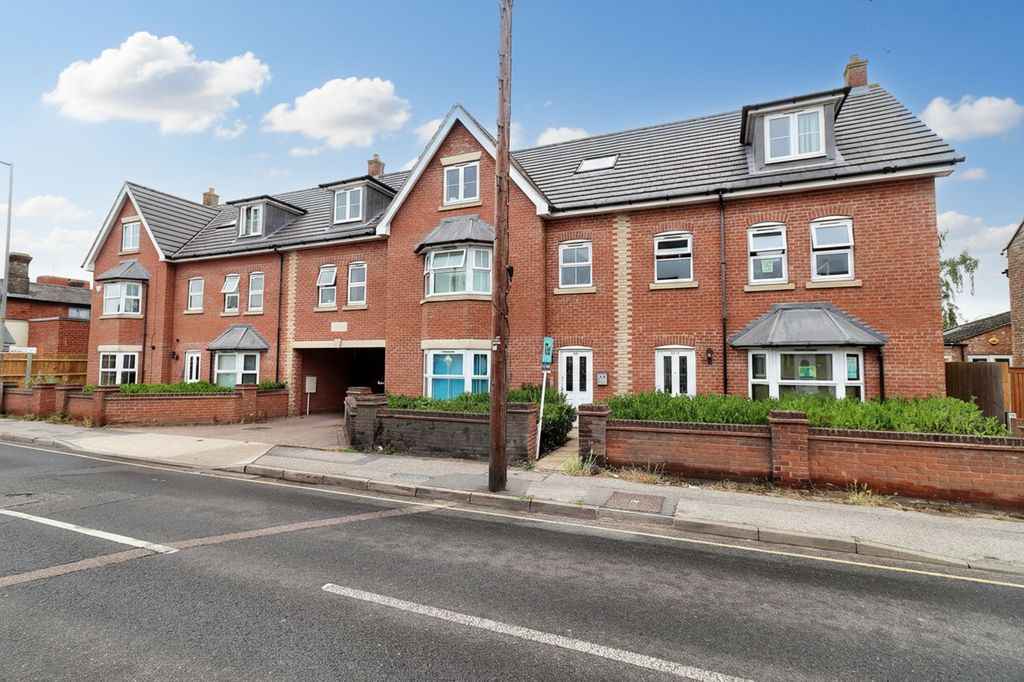 Property photo 1 of 7