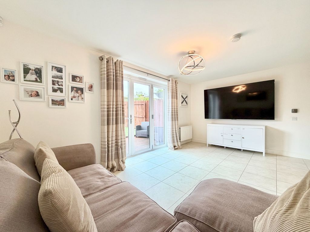 Additional image 12 of 3 bed terraced house for saleBenny Drive, Denny FK6