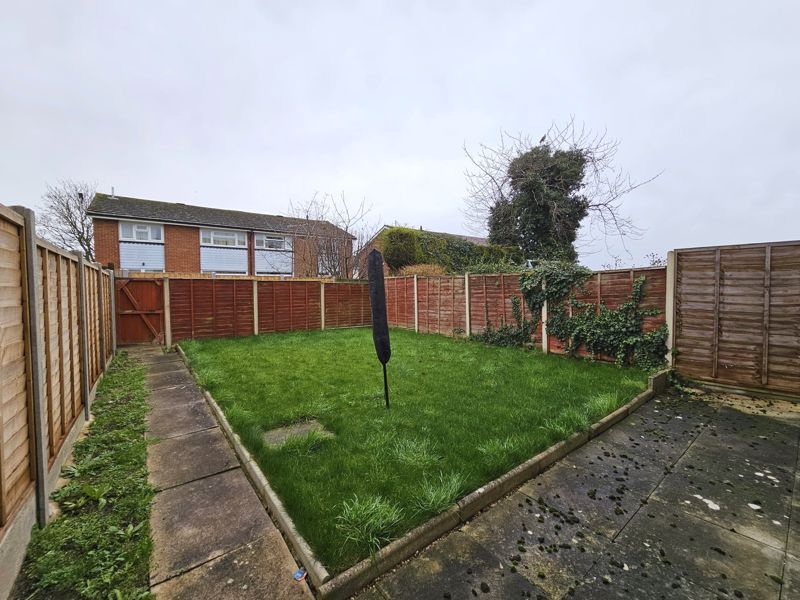 Property photo 3 of 9 Photo 9