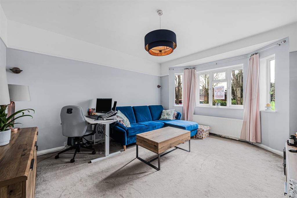 Property photo 2 of 9 9_77548.Jpg