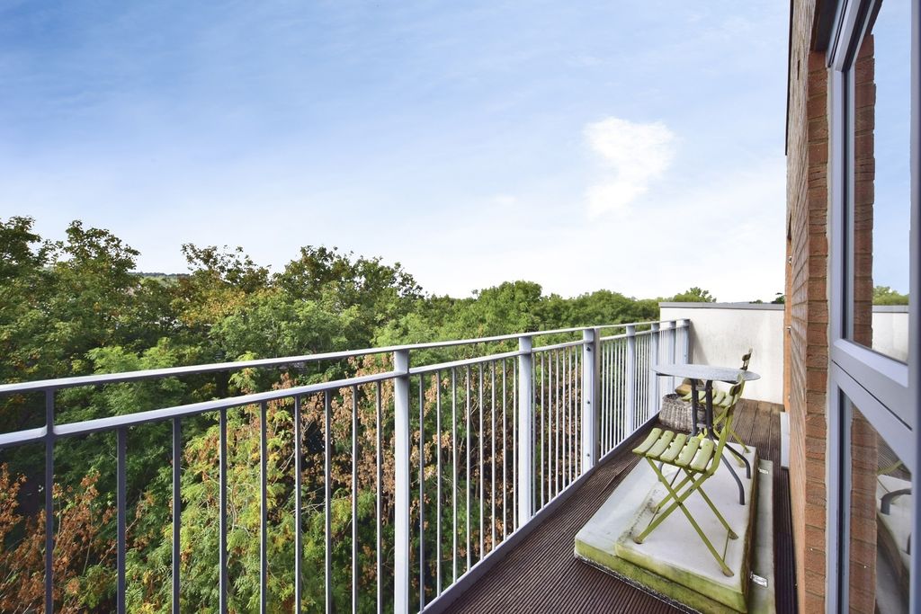 Property photo 3 of 14 Pbox-Img.Jpg
