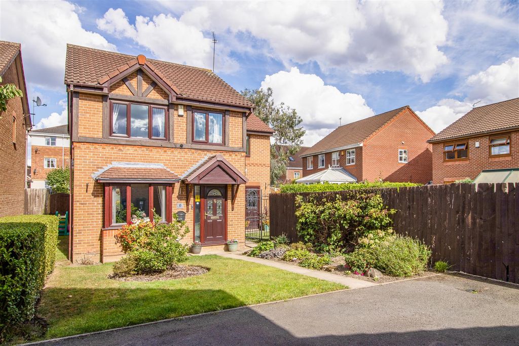 Property photo 1 of 13