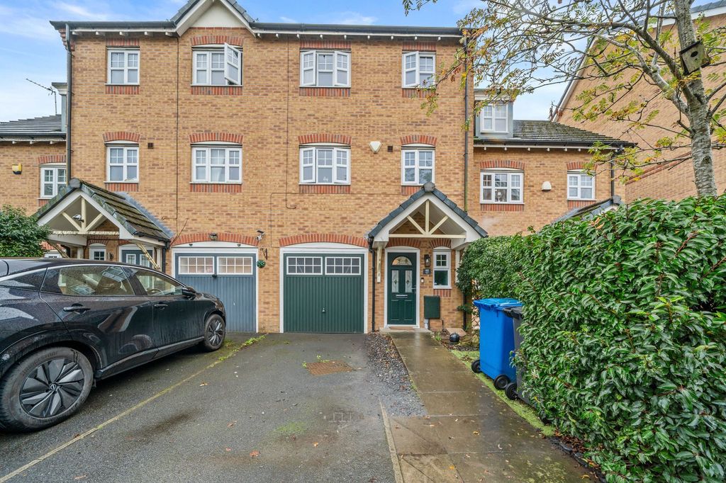 Property photo 1 of 31