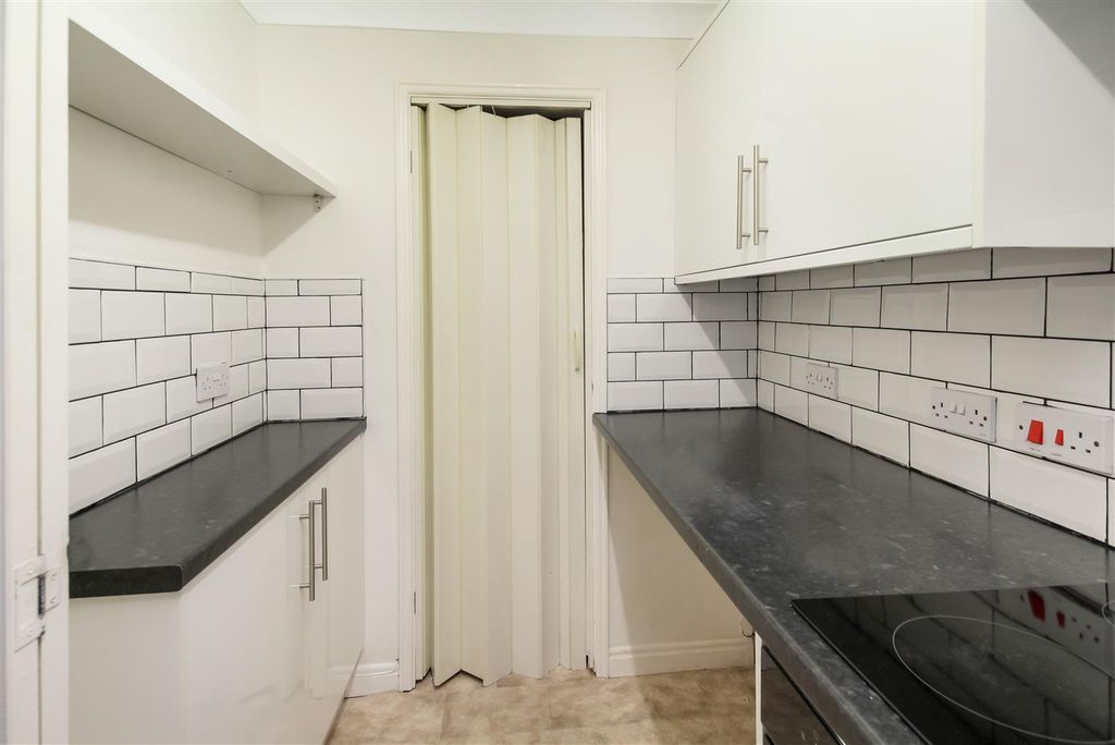 Property photo 3 of 11 Img_7450.Jpg