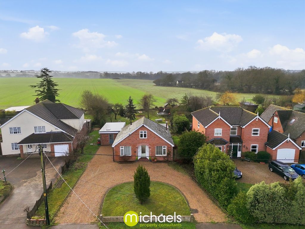 Property photo 2 of 31