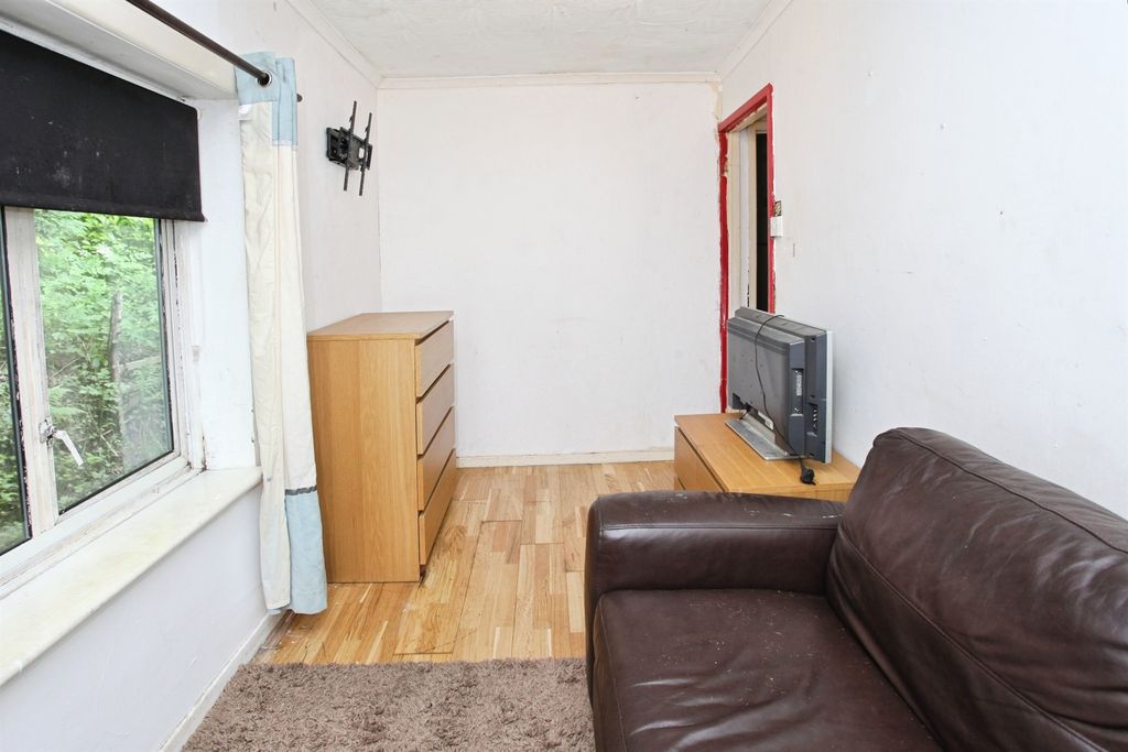 Additional image 11 of 3 bed semi-detached house for saleCefn Road Upper, Deri, Bargoed CF81