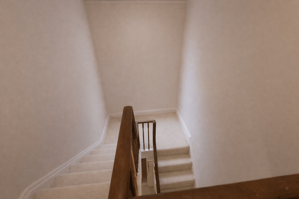 Property photo 3 of 8 Gallery