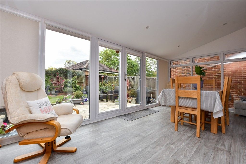 Property photo 3 of 17 Conservatory