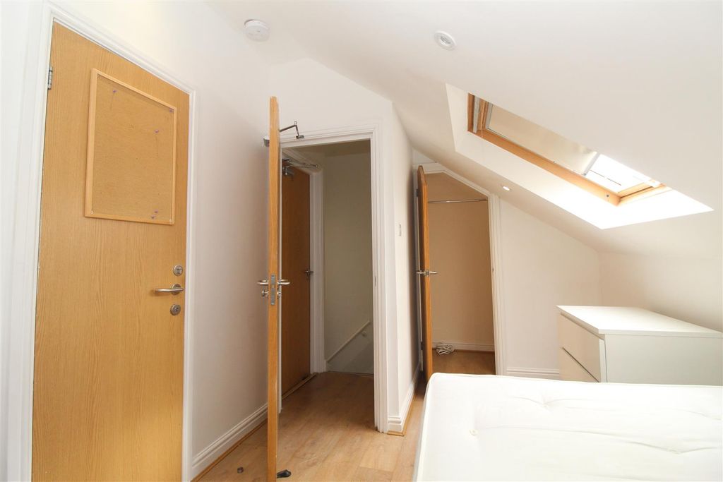 Property photo 2 of 9 Img_0928.Jpg