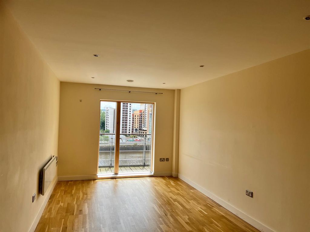 Property photo 2 of 18 Img_7058.Jpg