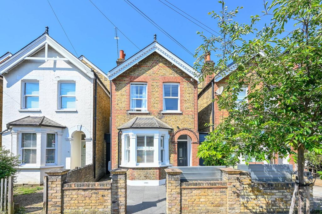Property photo 2 of 30