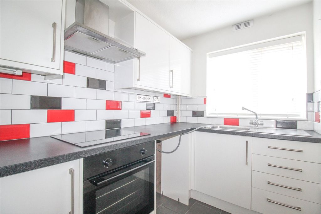 Property photo 3 of 12 Picture No. 09