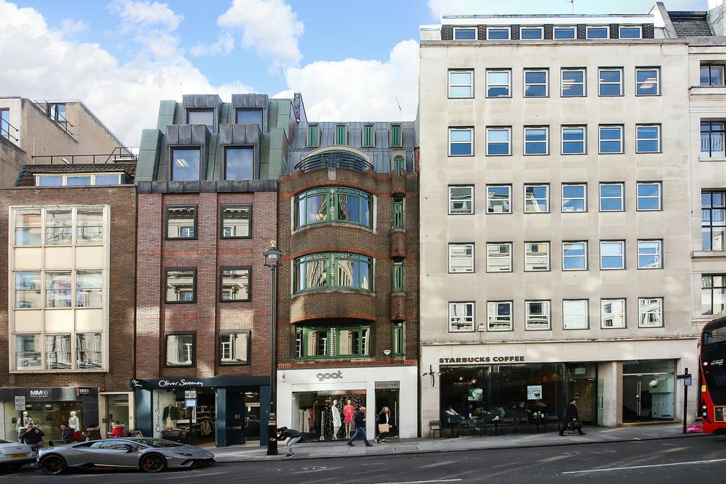 Property photo 1 of 15 4 Conduit Street.Jpg