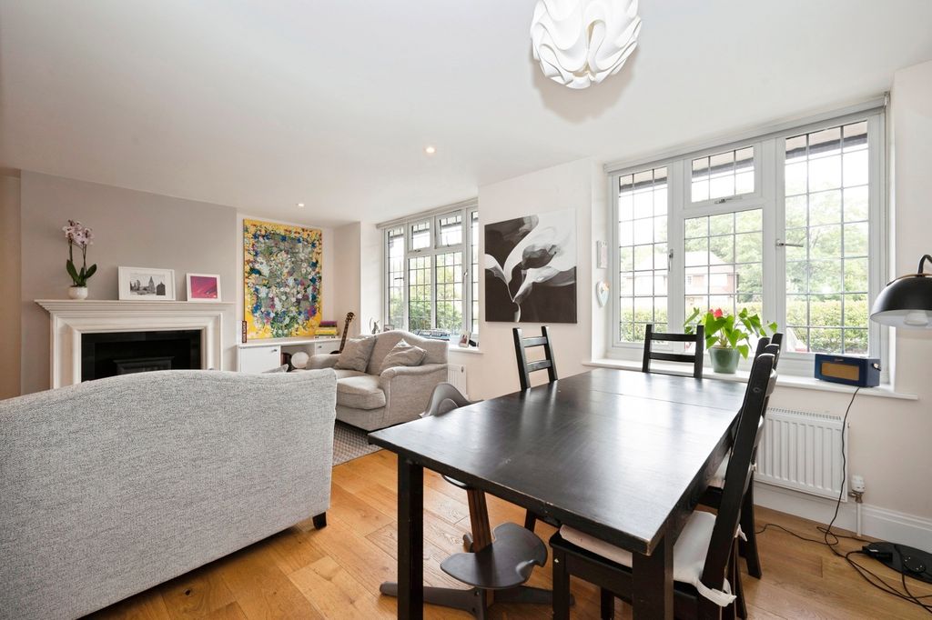 Property photo 3 of 12 Pbox-Img.Jpg