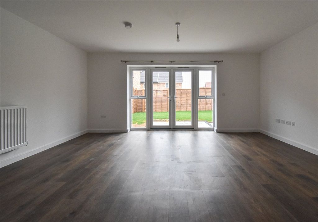 Property photo 3 of 10 Picture No. 09