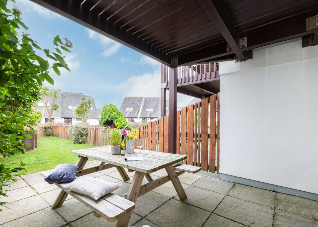 Property photo 1 of 18 Villa 7 St Moritz