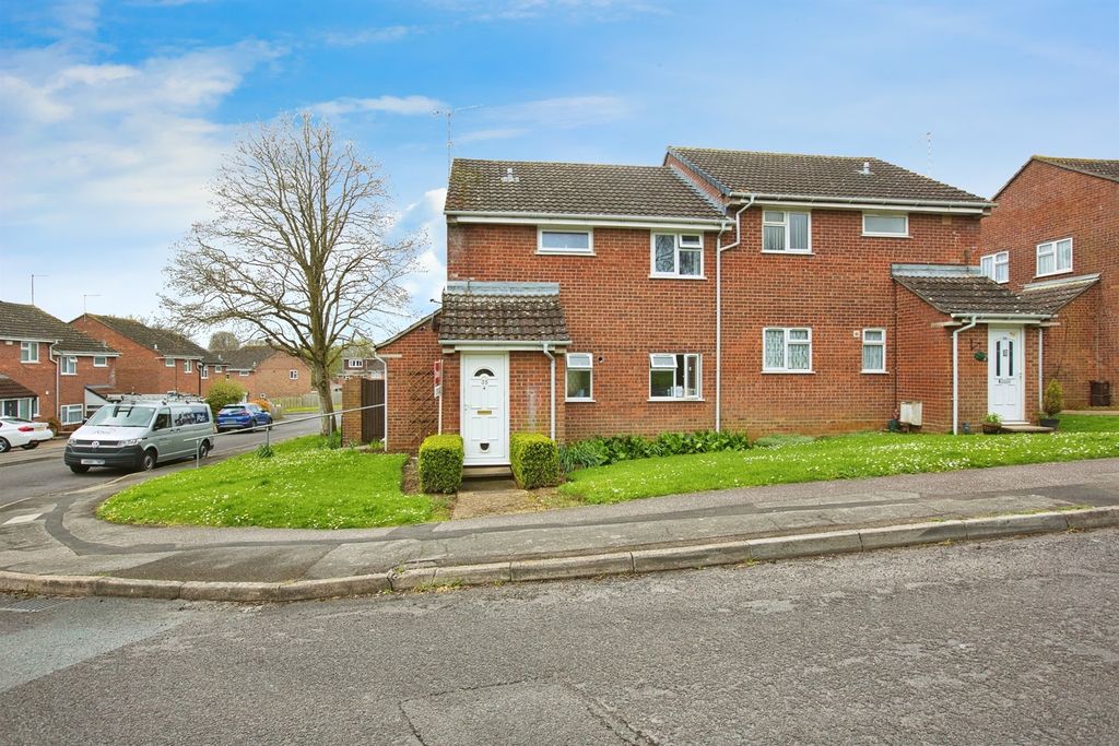 Property photo 1 of 13