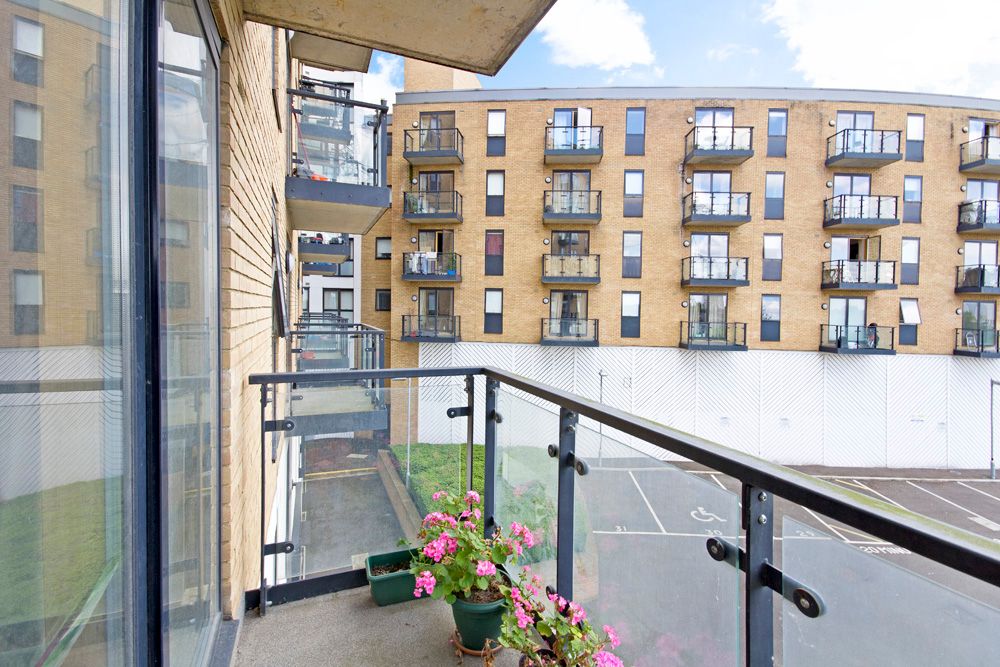 Property photo 2 of 9 Photo 1