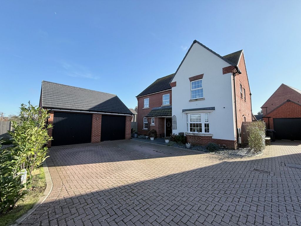 Property photo 1 of 34