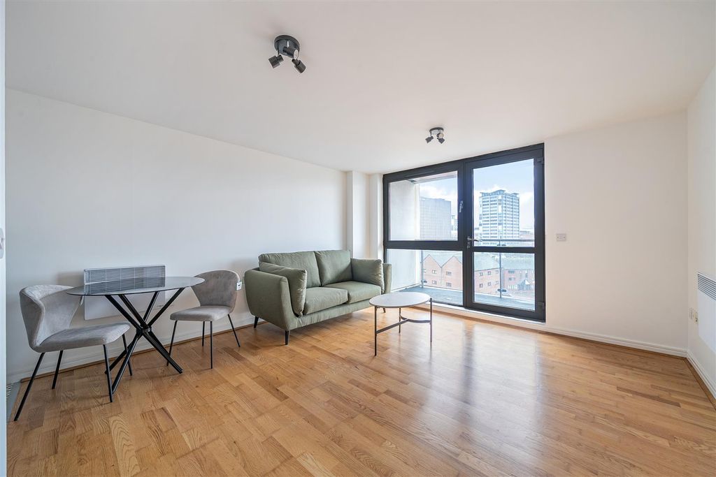 Property photo 1 of 10 1418189-4-6996d9Ad424E2.Jpg