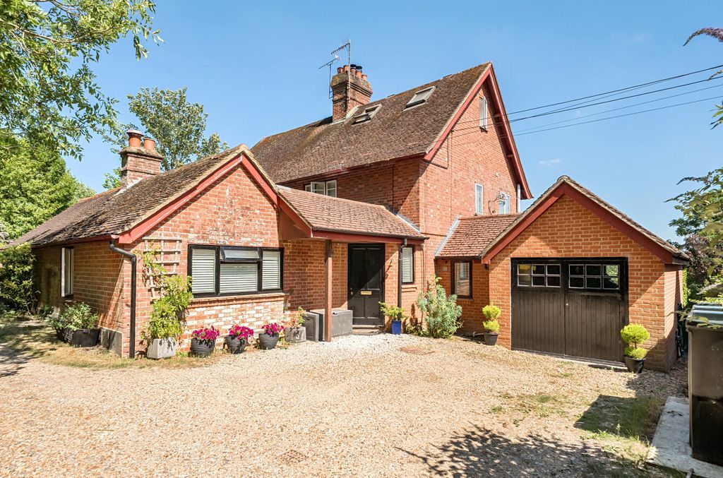 Property photo 1 of 16 1316737-1-6862c16...