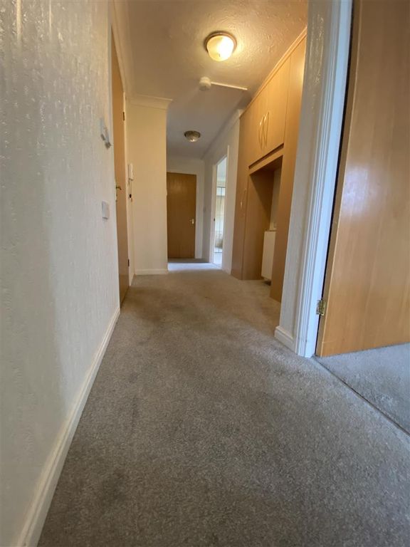 Property photo 1 of 19 Hallway