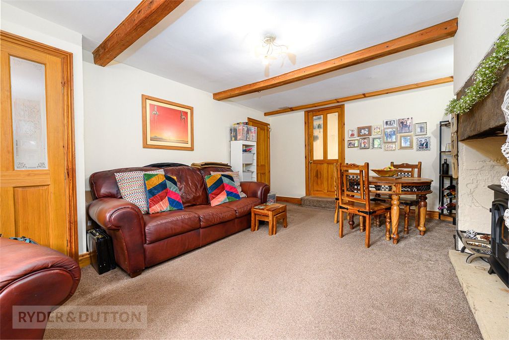 Property photo 3 of 18 Living Room
