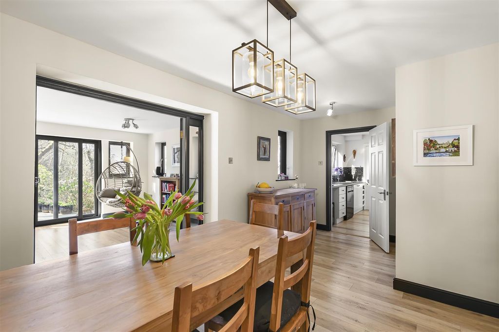 Property photo 2 of 25 Img_2340.Jpg