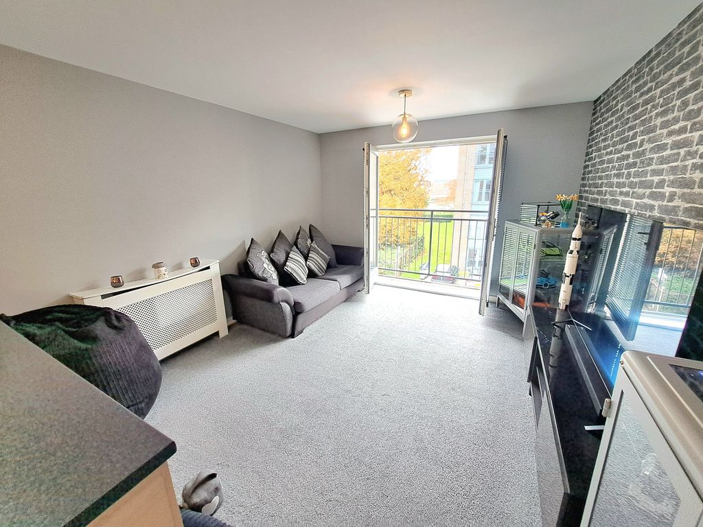 Property photo 2 of 8 Living Room