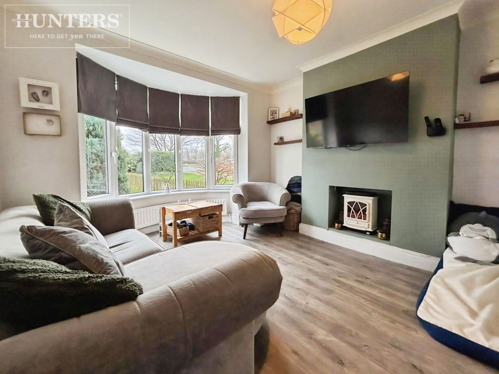 Property photo 2 of 16 Pbox-Img.Jpg