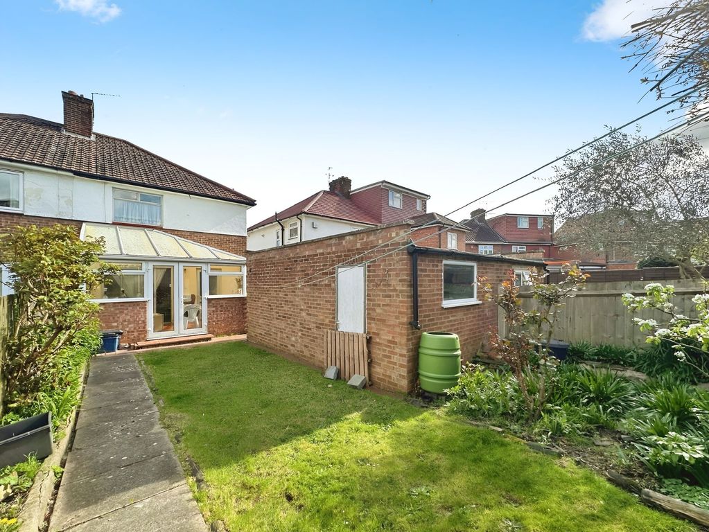 Property photo 2 of 9 External