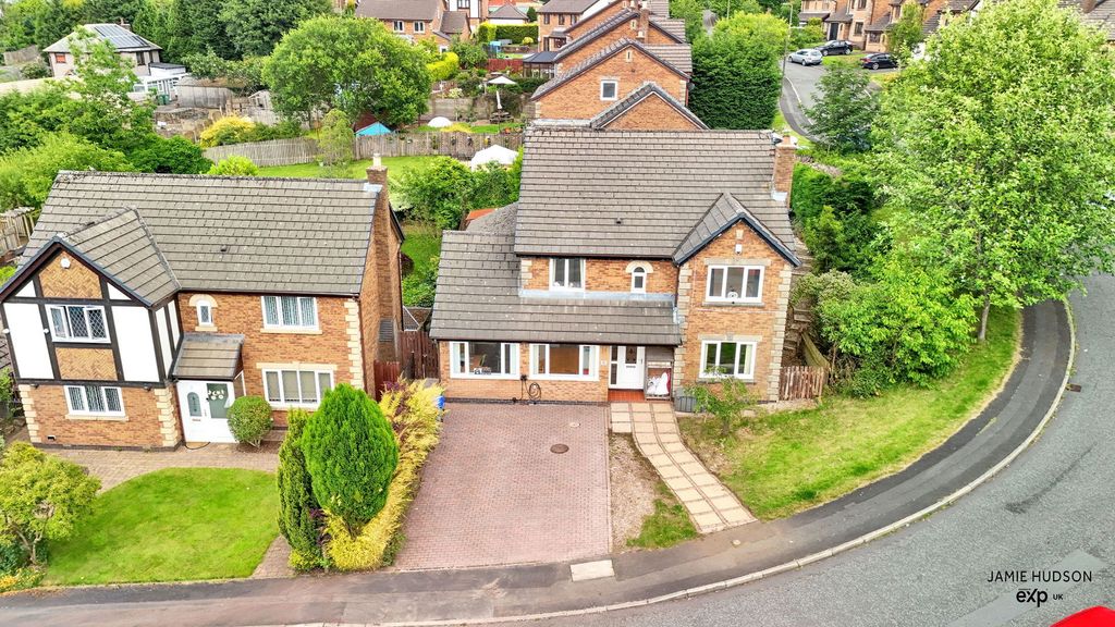 Property photo 1 of 30