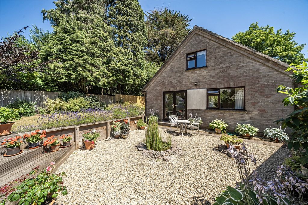 Property photo 3 of 24 Picture No. 82