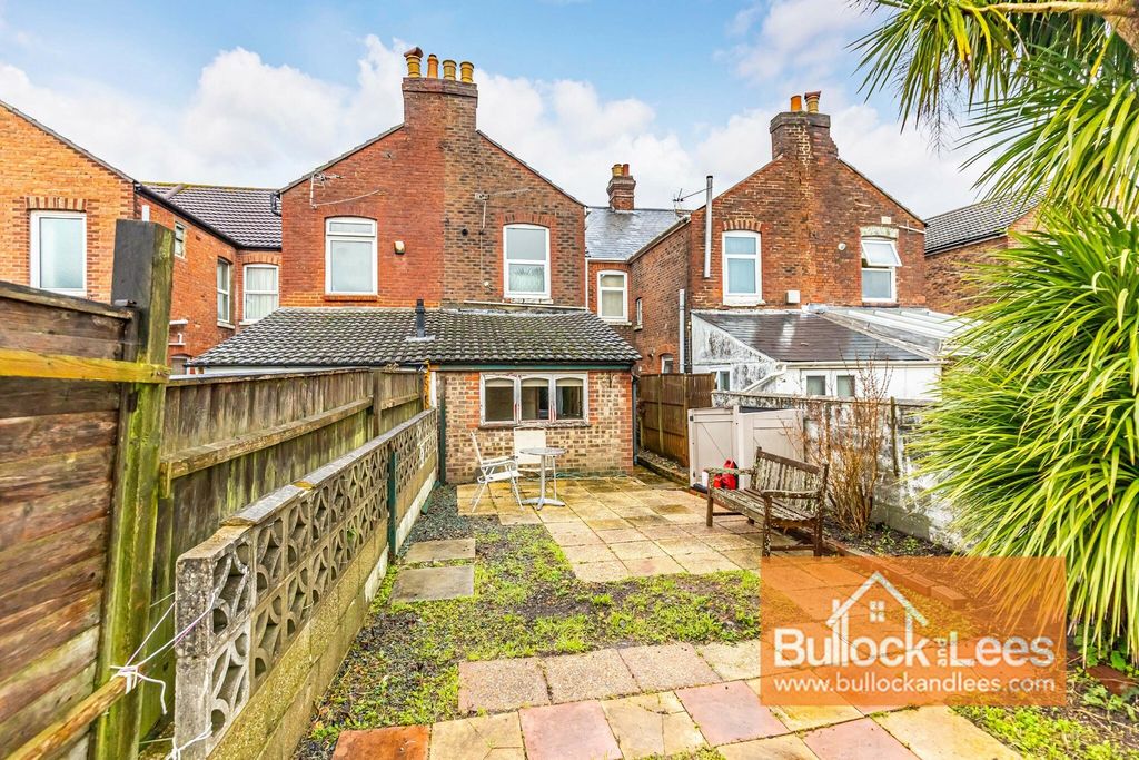 Property photo 3 of 18