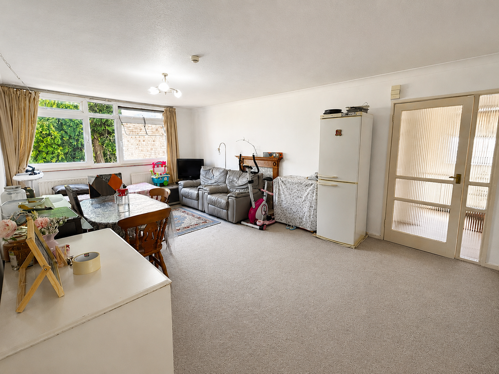 Property photo 3 of 13 Gallery