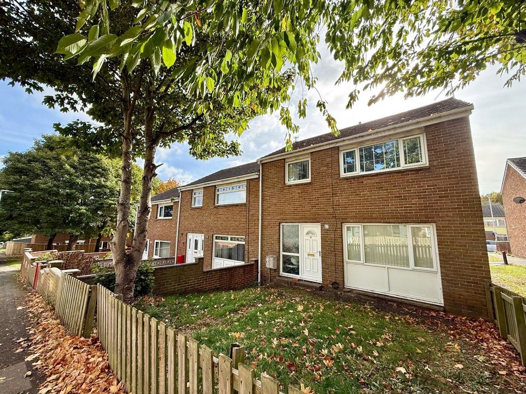 Property photo 1 of 15 External