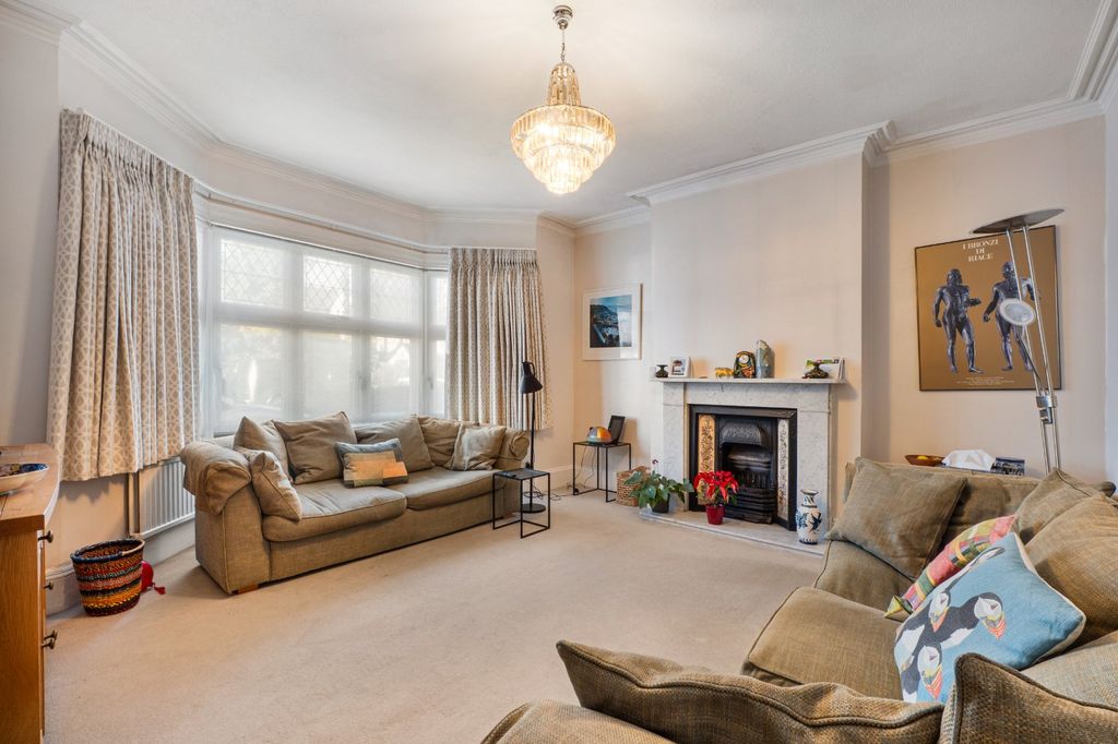 Property photo 2 of 19 Picture No. 03