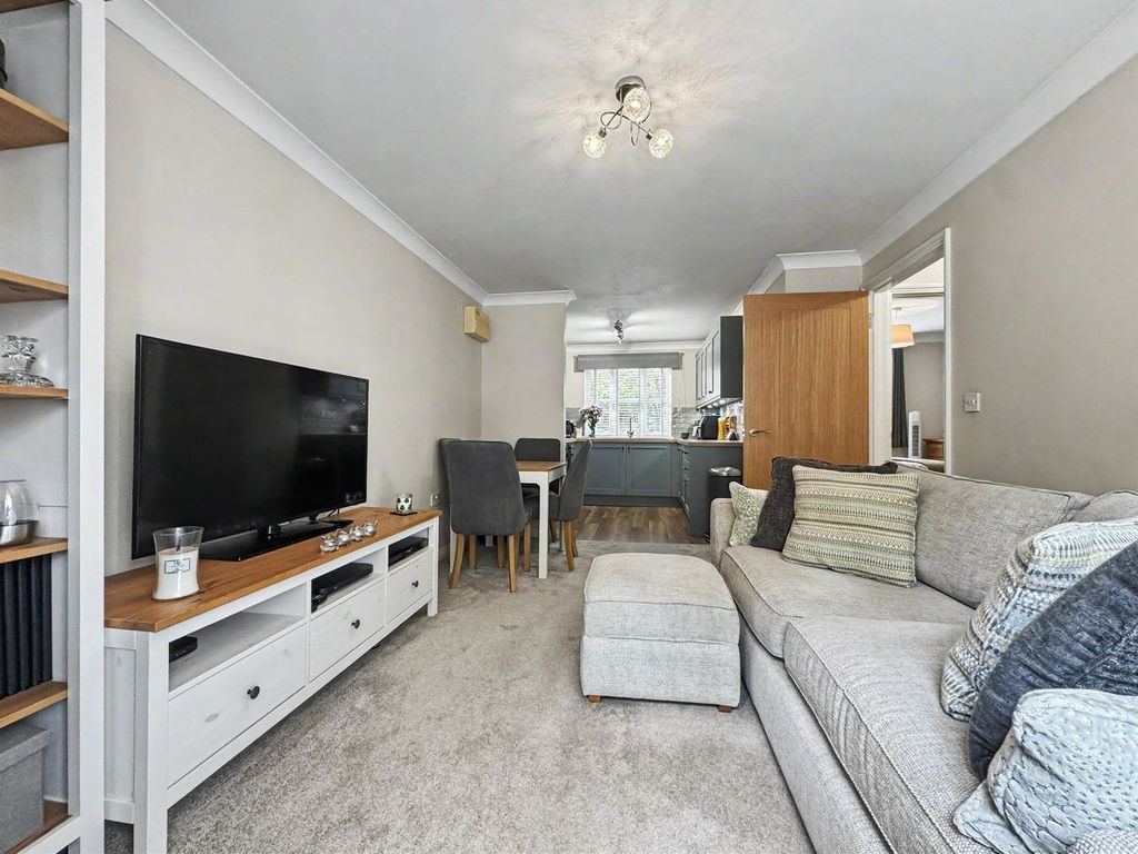Property photo 3 of 18