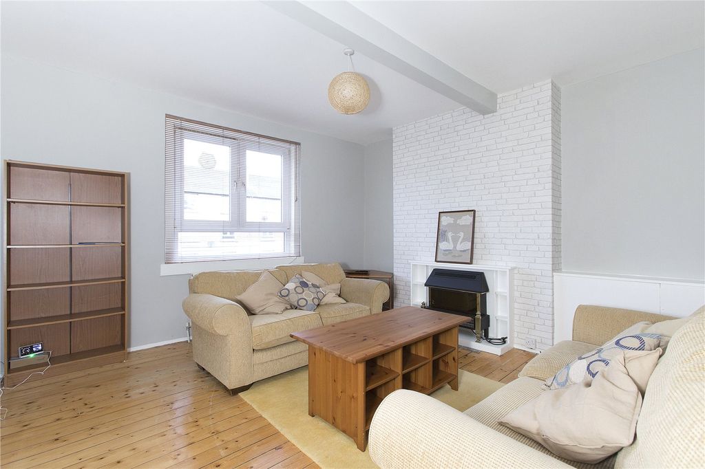 Property photo 2 of 10 Photo 2