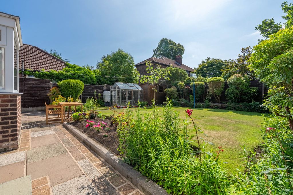 Property photo 3 of 24 Picture No. 04