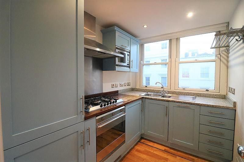 Property photo 3 of 12 Internal