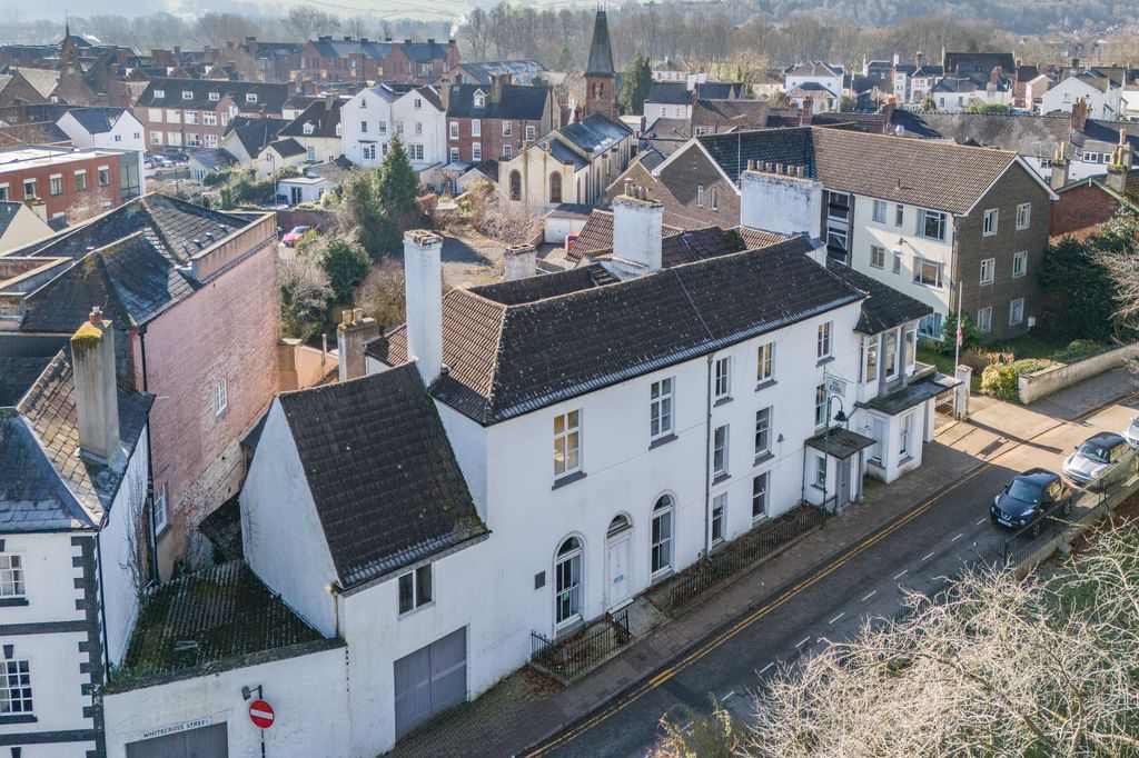 Property photo 3 of 19 Monmouth Conservative Club, 15 Whitecross Street, Monmouth, Np25 3By